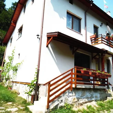 Kirilova House Pastra