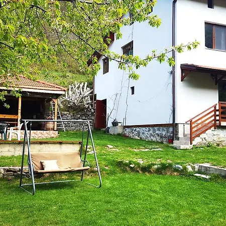 Villa Kirilova House